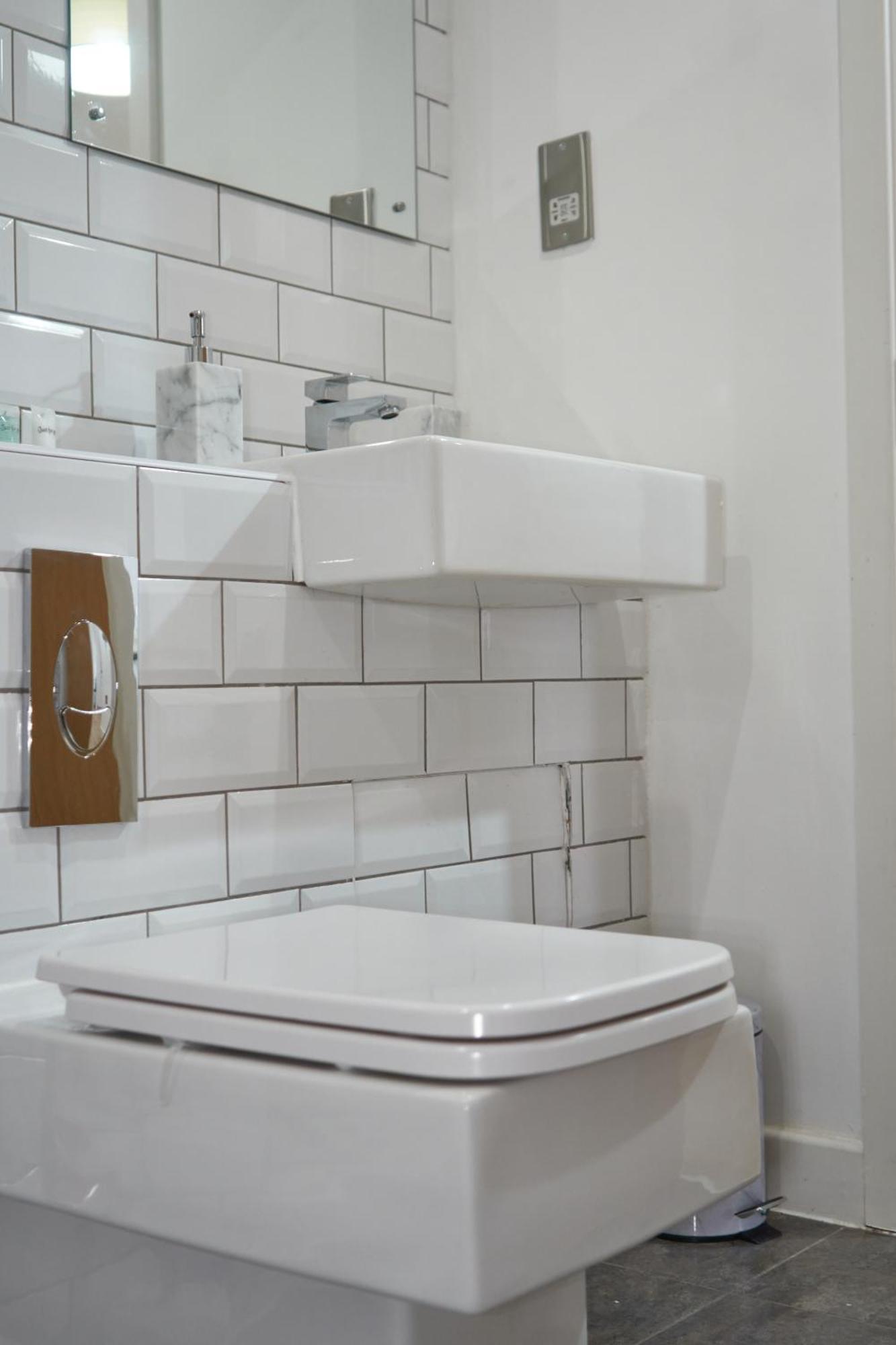 Luxury - Smart Tv - Fast Wifi - Near Utilitia Arena & Icc Apartment Бирмингам Екстериор снимка